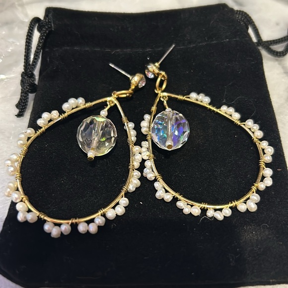 Aurora Borealis & Pearl Wrapped Hoop Earrings-Boutique - Picture 6 of 7